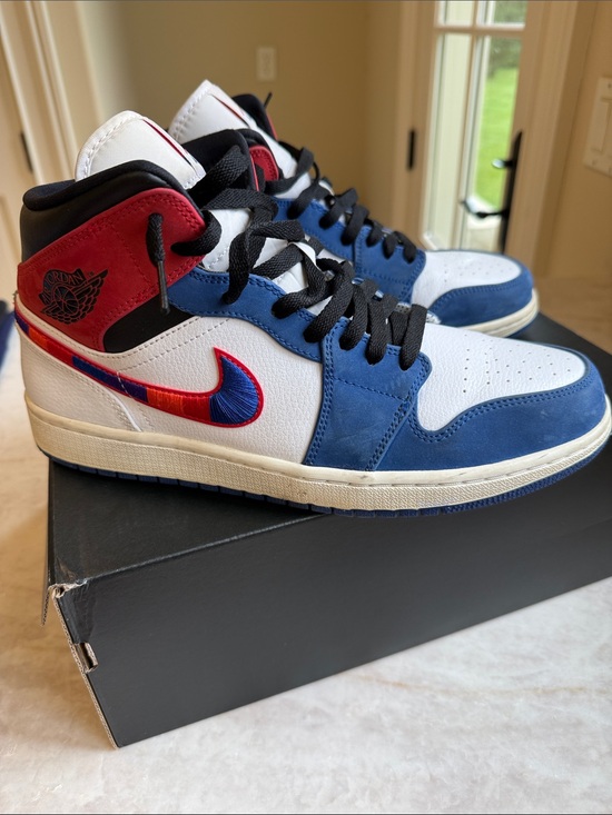 Nike Air Jordan 1 Mid White Blue Red Retro Basketball Shoes main image 5
